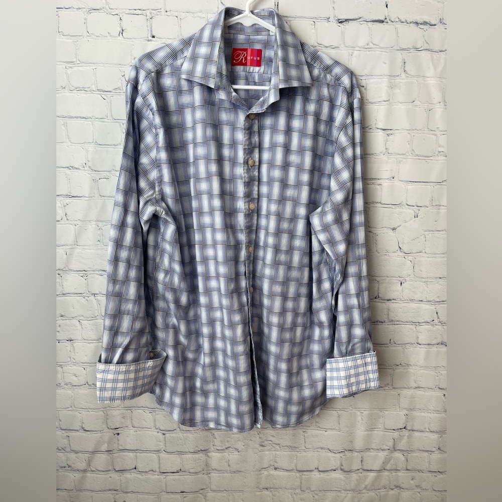 Rufus size large white, black & blue weave pattern